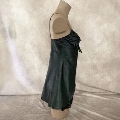 Babydoll En Satin Et Dentelle Avec String Assorti -Sextoys boutique babydoll en satin et dentelle avec string assorti 2