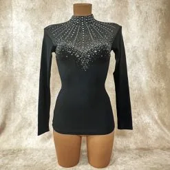 Pull Chic Avec Cascade De Strass