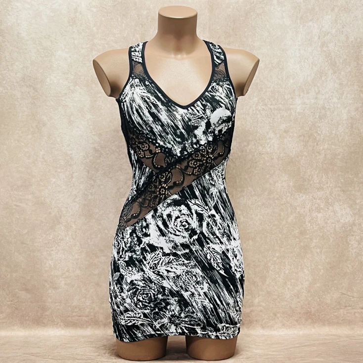 Robe Moulante Et Dos Nu - OutX 3 Robe Moulante Et Dos Nu - OutX