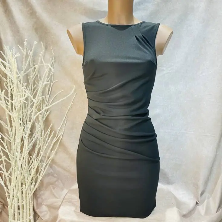 Robe Sans Manche Plis Taille - OutX 3 Robe Sans Manche Plis Taille - OutX