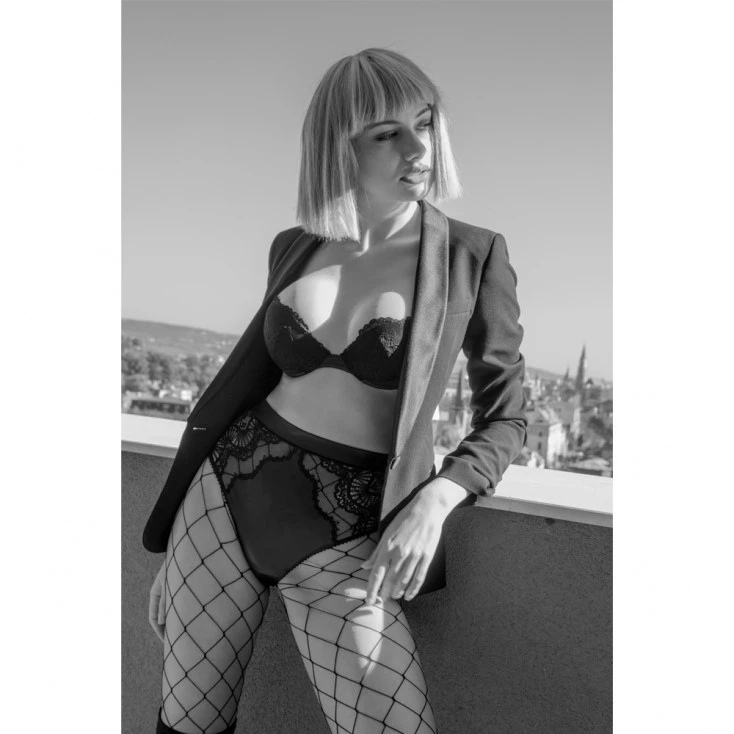 Soutien-gorge Push-Up à Armatures ‘The Lover’ Pour ‘Clandestine’ – Jolidon 6 Soutien-gorge Push-Up à Armatures ‘The Lover’ Pour ‘Clandestine’ – Jolidon – Image 4