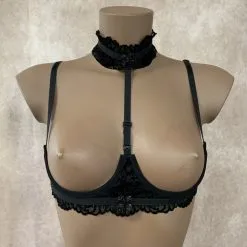 Soutien-Gorge Seins Nus Avec Harnais - Collection Exclusive Paradise Boutik -Sextoys boutique soutien gorge seins nus avec harnais collection exclusive paradise boutik 3