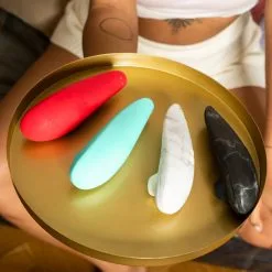 Stimulateur Clitoridien ‘Marilyn Monroe Special Edition’ Blanc – Womanizer -Sextoys boutique stimulateur clitoridien marilyn monroe special edition blanc womanizer 6