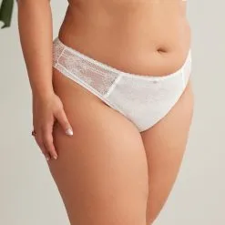 Tanga En Dentelle ‘Rêve’ – Valege Lingerie 10 Tanga En Dentelle ‘Rêve’ – Valege Lingerie -Sextoys boutique tanga en dentelle reve valege lingerie 2
